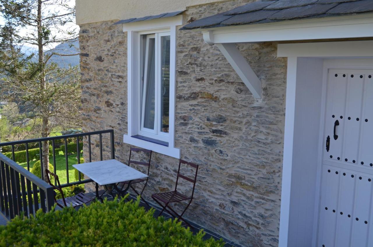 Apartamentos Minas De Silvarosa Viveiro Luaran gambar