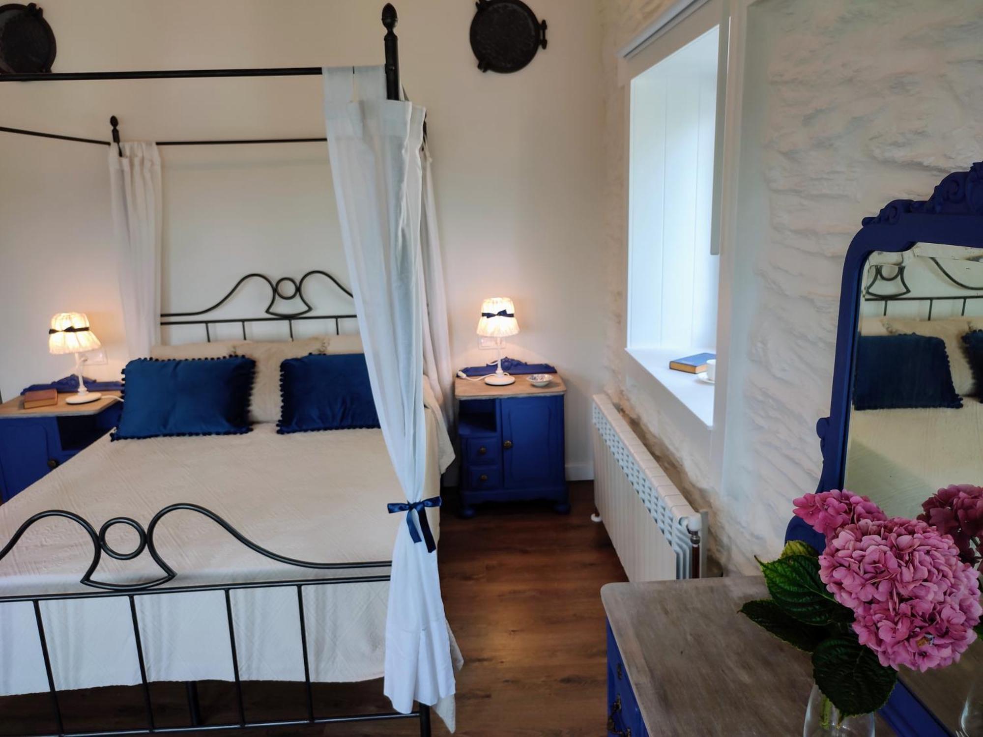 Apartamentos Minas De Silvarosa Viveiro Bilik gambar