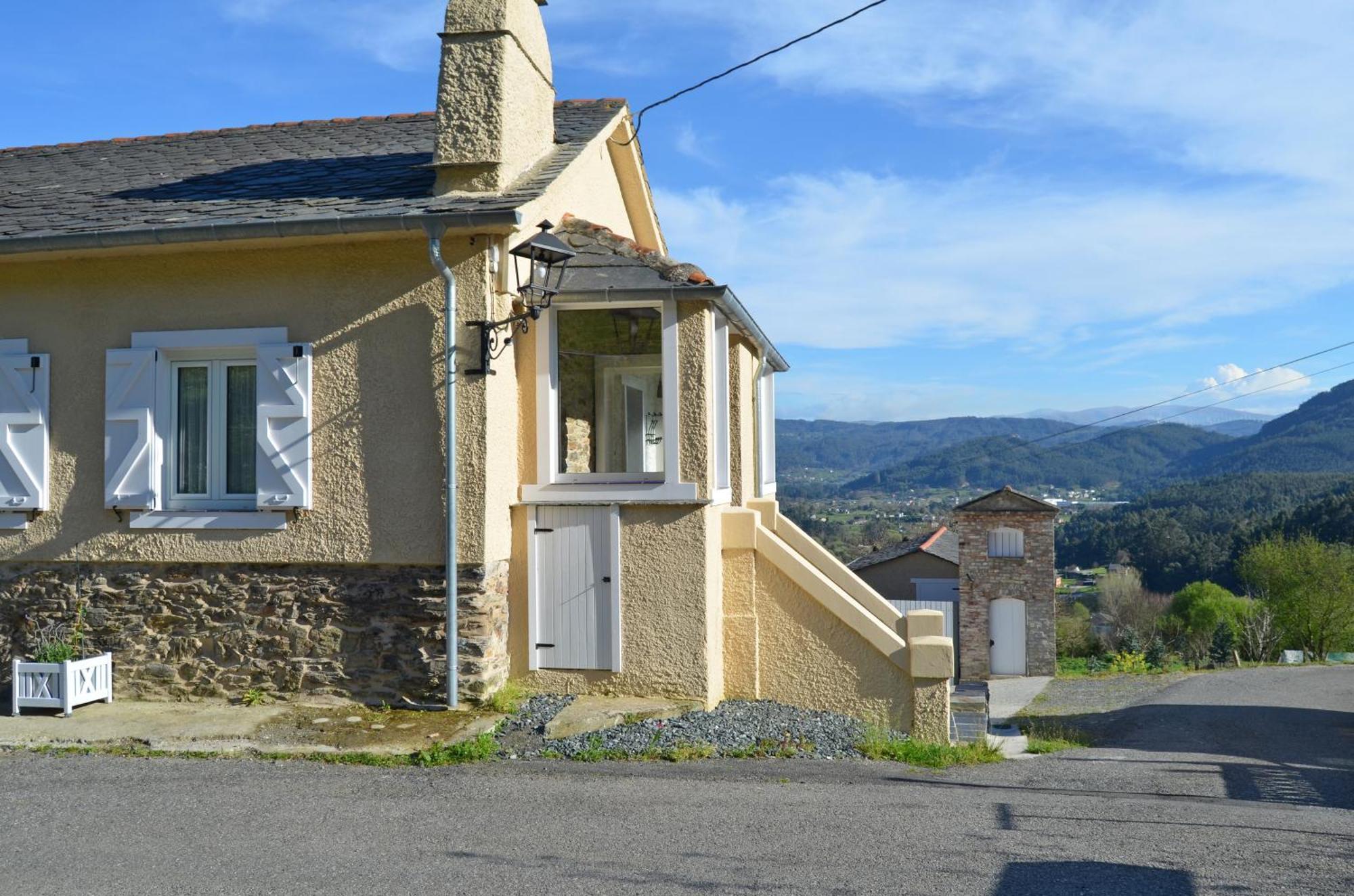 Apartamentos Minas De Silvarosa Viveiro Luaran gambar