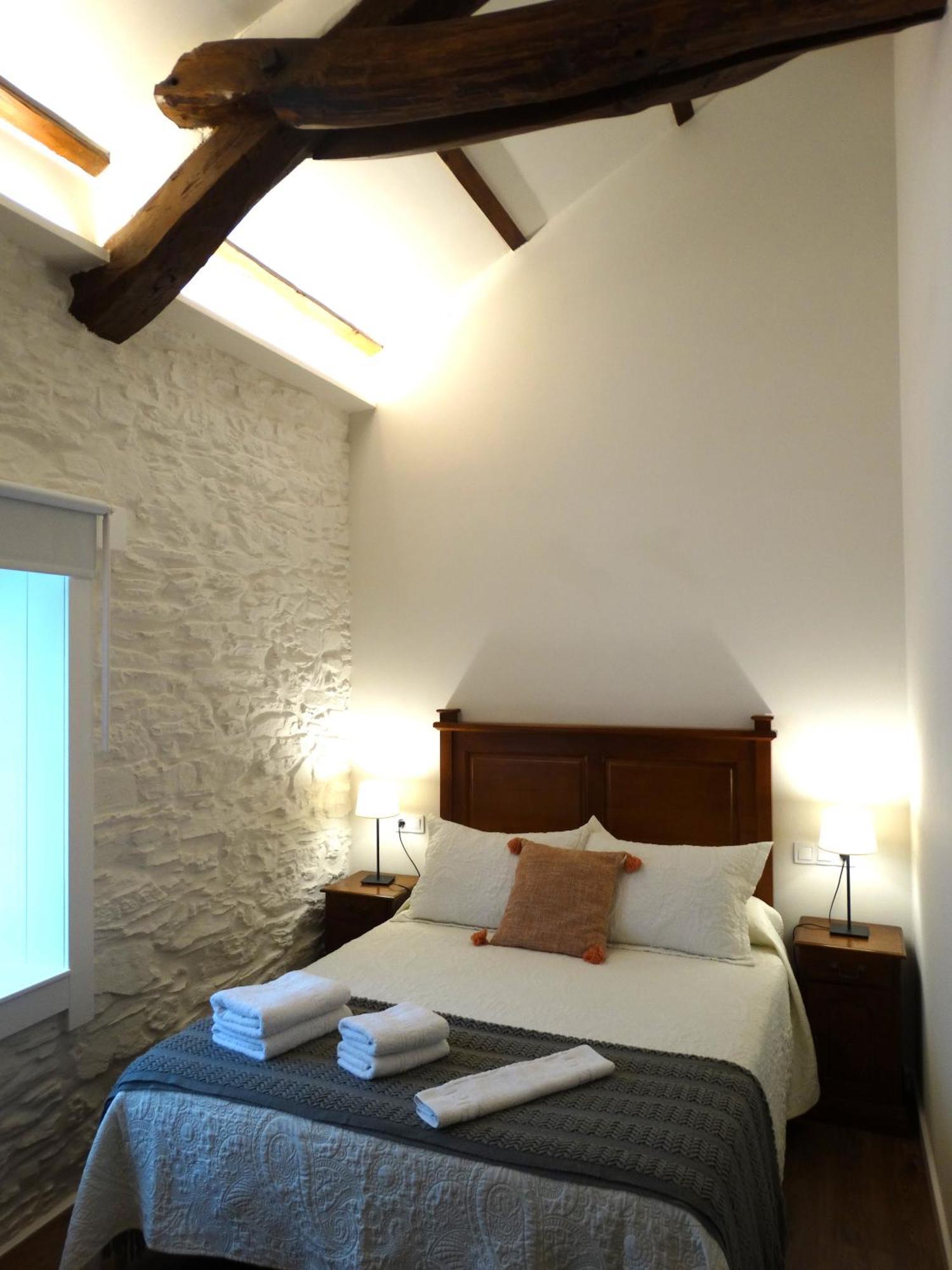 Apartamentos Minas De Silvarosa Viveiro Luaran gambar