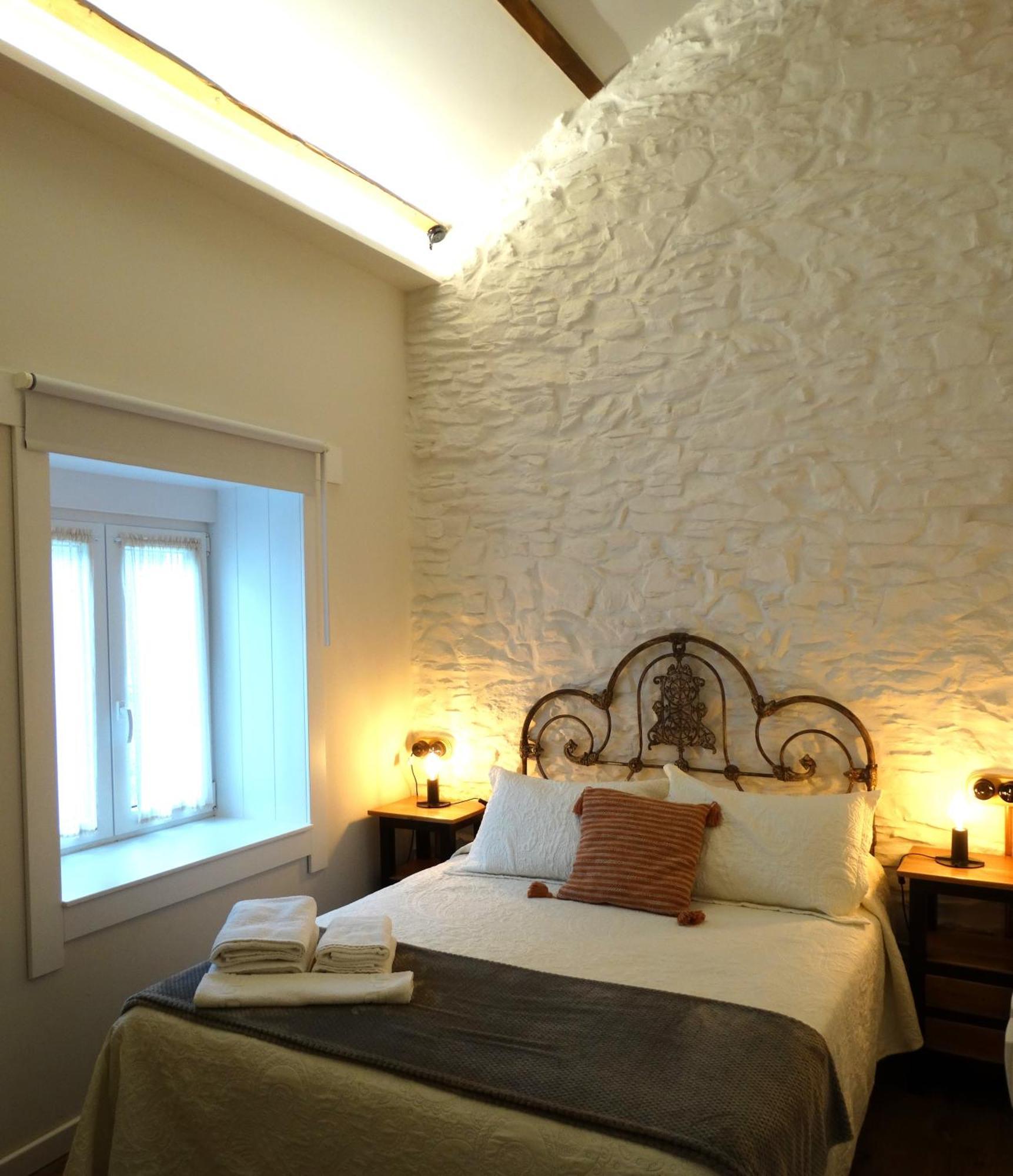 Apartamentos Minas De Silvarosa Viveiro Luaran gambar